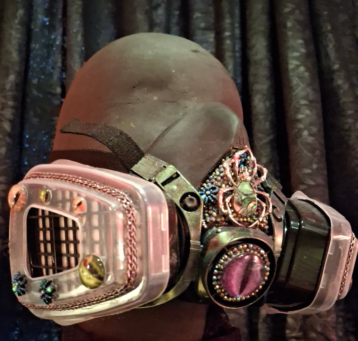 Arachnid Respirator Mask