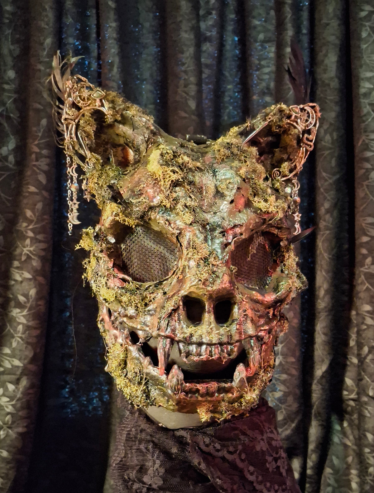 Rotten Pretty Kitty Mask