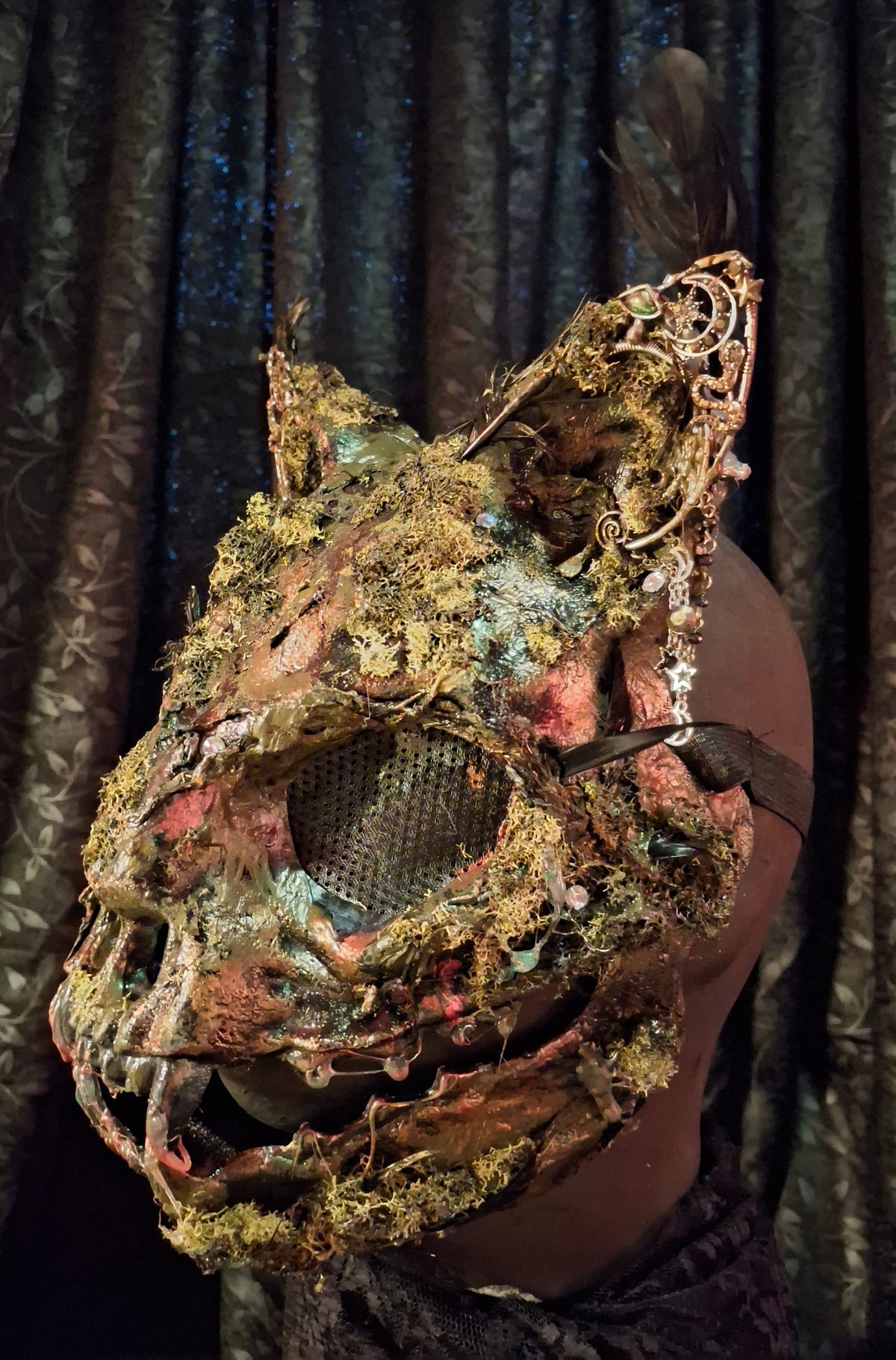 Rotten Pretty Kitty Mask